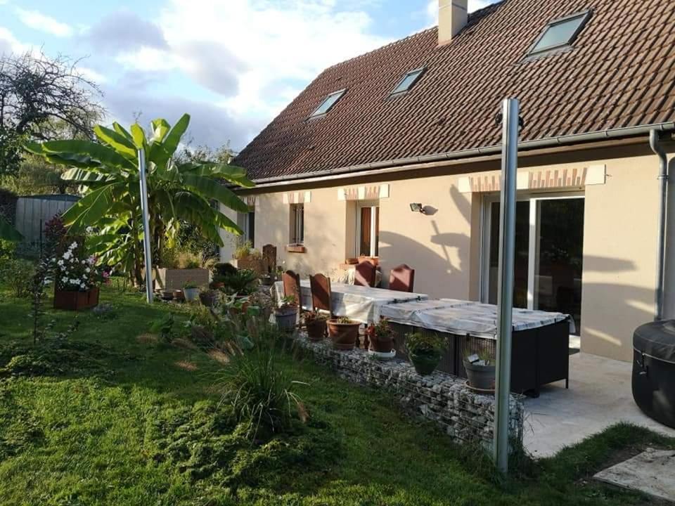 Homestay Fleurs De Lys Proche Zooparc De Beauval Et Des Chateaux De La Loire